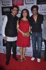 Juhi Chawla, Shahrukh Khan, Sanjay Suri at I Am She success bash in Mumbai on 26th April 2012 (1).JPG